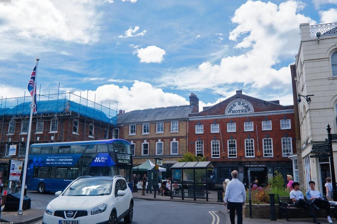 Buying or Selling This Summer? The UK Property Numbers That Actually Matter